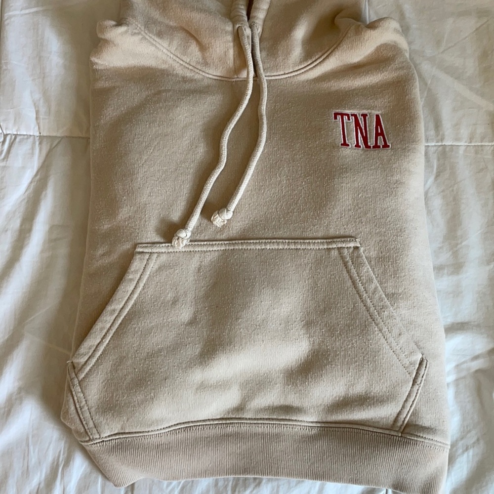 Cropped TNA hoodie